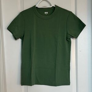 Uniqlo Olive Green Crew Neck Tee